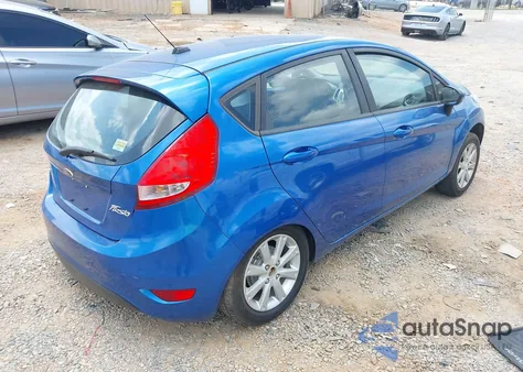 2011 Ford Fiesta Se z USA, uszkodzony, nr VIN 3FADP4EJ3BM147523
